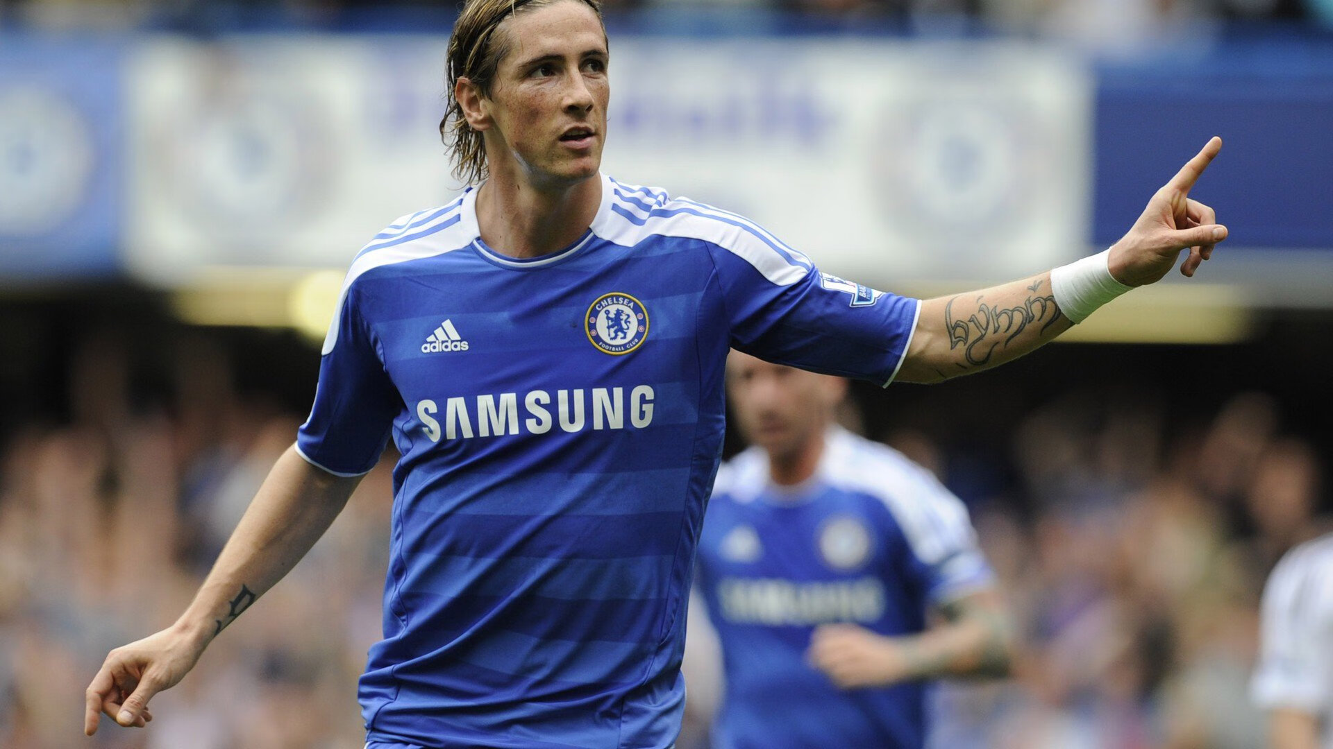 贝恩征服世界杯之夜,当打工人突然变成超级英雄